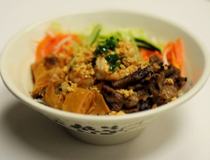 Bun Special (Grilled Pork, Shrimps and Pork Spring Roll)
