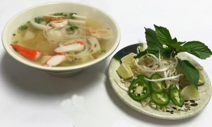 Hu Tieu Do Bien (Vietnamese Seafood Soup)
