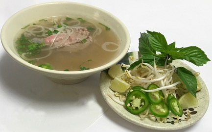 Pho Tai (Eye-Round Steak Cut)